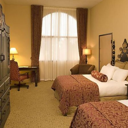 لاس كروسيس، نيومكسيكو فندق إنكانتو دي لاس كروسيس - احد فنادق ومنتجعات هريتيدج الغرفة الصورة